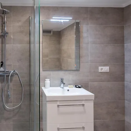 Lavagalerie Meeresblick 1 Reihe דירה לוס ריאלחוס