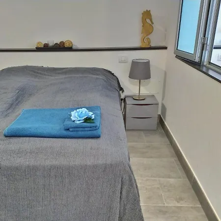 Lavagalerie Meeresblick 1 Reihe לוס ריאלחוס